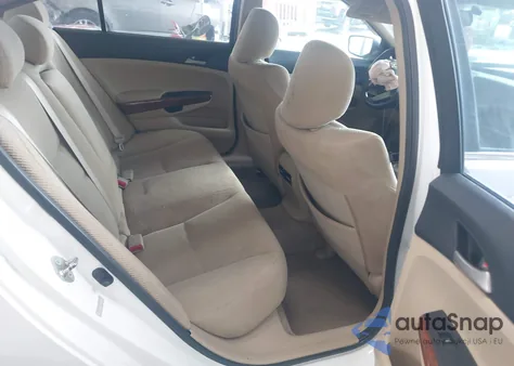 2011 Honda Accord 2.4 Ex z USA, uszkodzony, nr VIN 1HGCP2F77BA104430